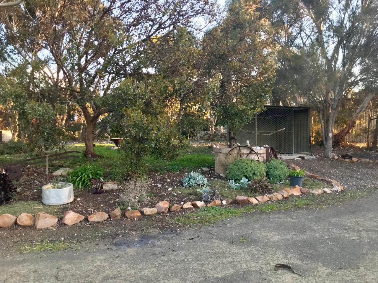 Bee'S Place - 3 Bedroom Home On 10 Acres Of Land With Distant Ocean Views Emu Bay Eksteriør billede