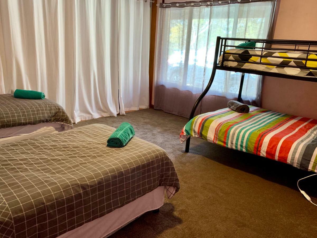 Bee'S Place - 3 Bedroom Home On 10 Acres Of Land With Distant Ocean Views Emu Bay Eksteriør billede